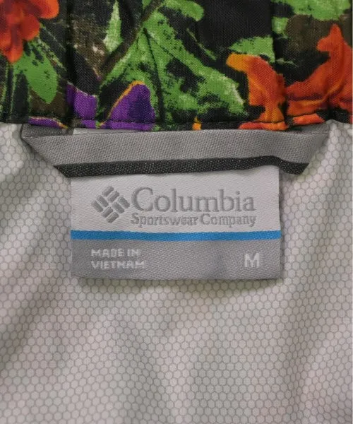 Columbia Knee length skirts