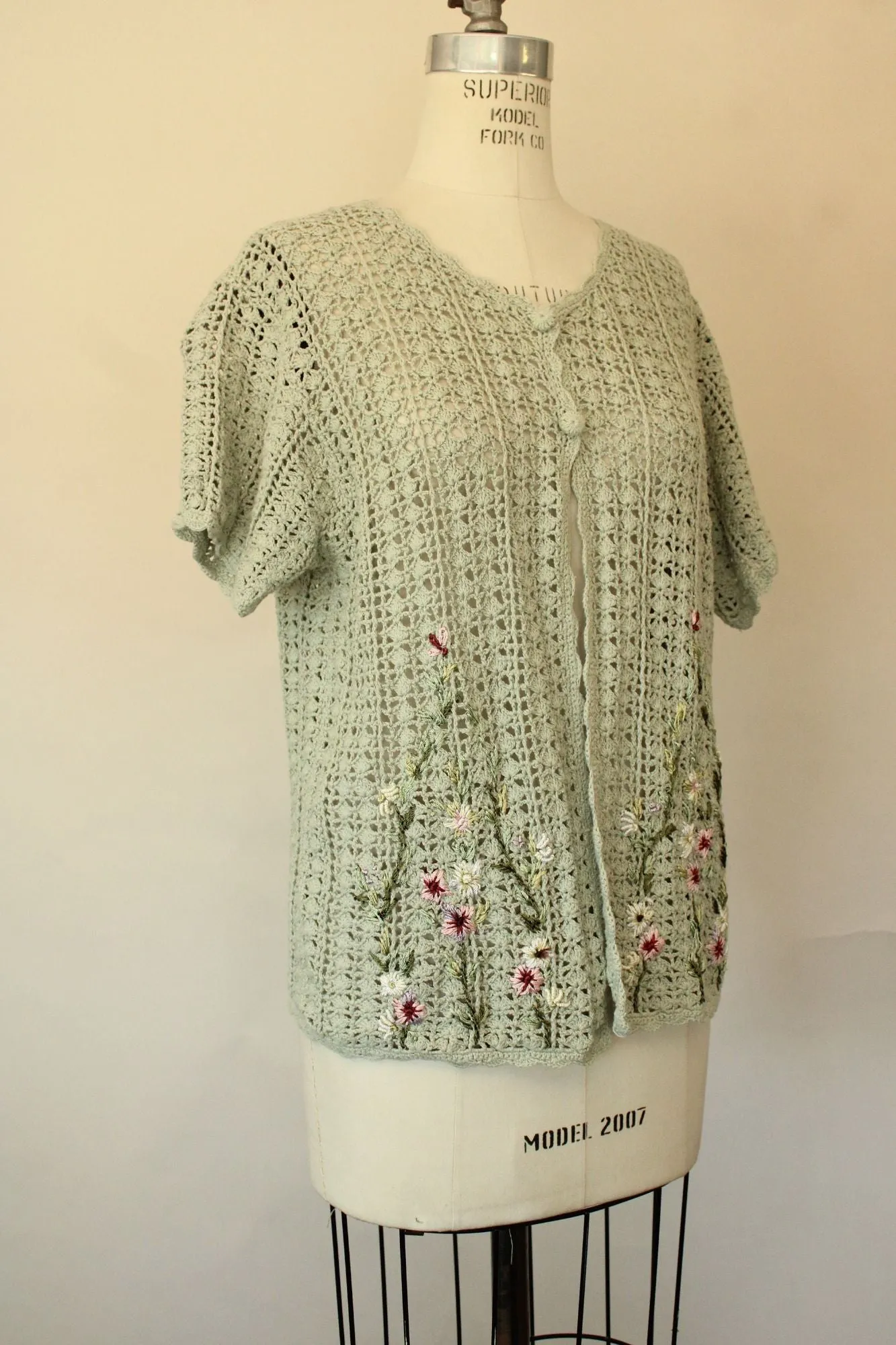 Vintage 1990s 2000s Tiara International Green Crochet Floral Embroidered Cardigan